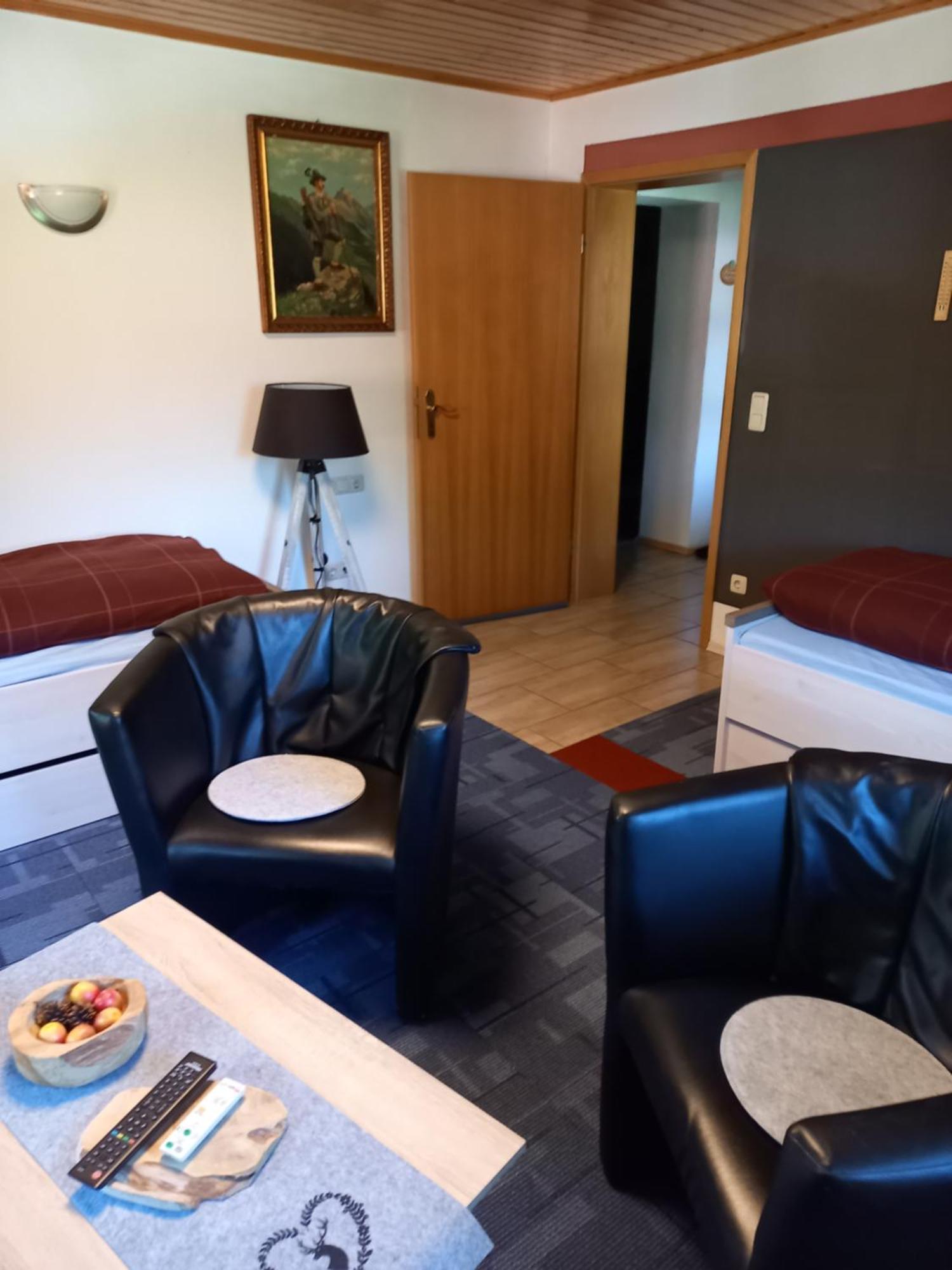 Apartment Monteur- Und Waldrauschen